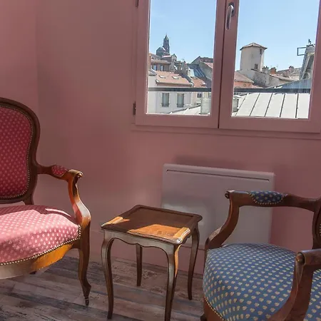 Сasa de vacaciones Du Rempart Avec Balnéo, Garage, 2 Sdb 2wc Vue Sur Les Monuments Le Puy-en-Velay