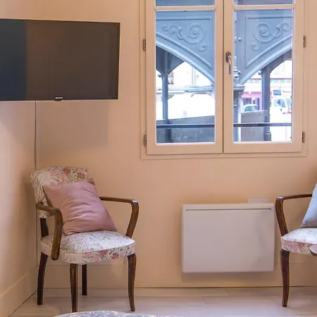 Garage, 2 Chambres, Balneo, 2 Sdb, 2wc, Vue Sur Les Monuments *