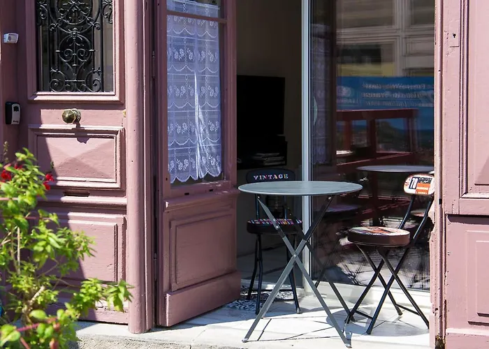 Garage, 2 Chambres, Balneo, 2 Sdb, 2wc, Vue Sur Les Monuments * Le Puy-en-Velay